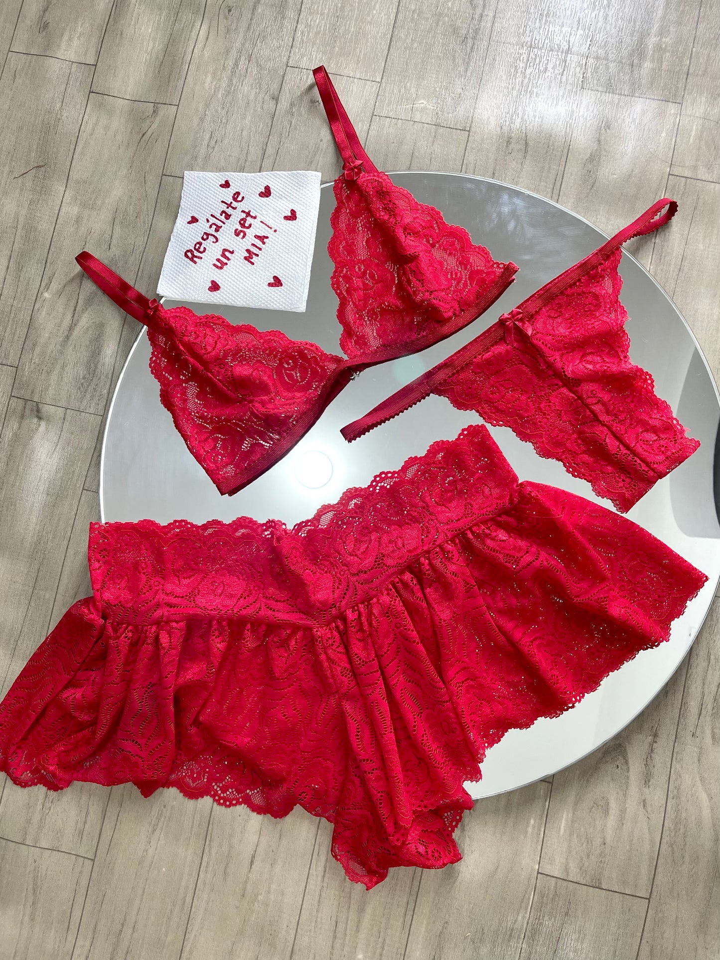 Set Mia